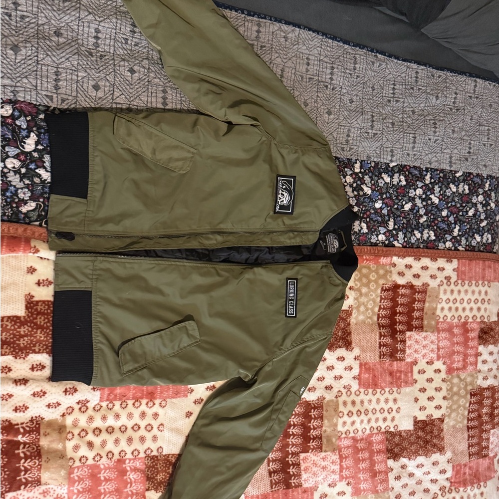 Men's Classic Olive Bomber Jacket
